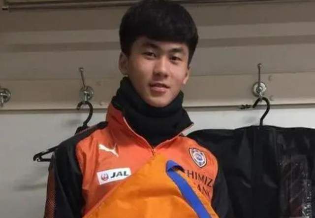 爱射影院
