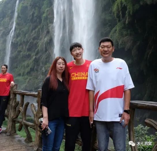 美女尿口被爆操